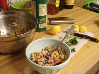 smashed-chickpea-salad smashed-chickpea-salad