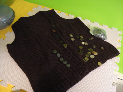bracken grey buttons